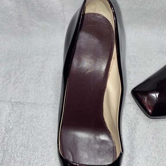 Prada Burgundy Patent Leather Square Toe Pumps Size 38 - Picture 3 of 7